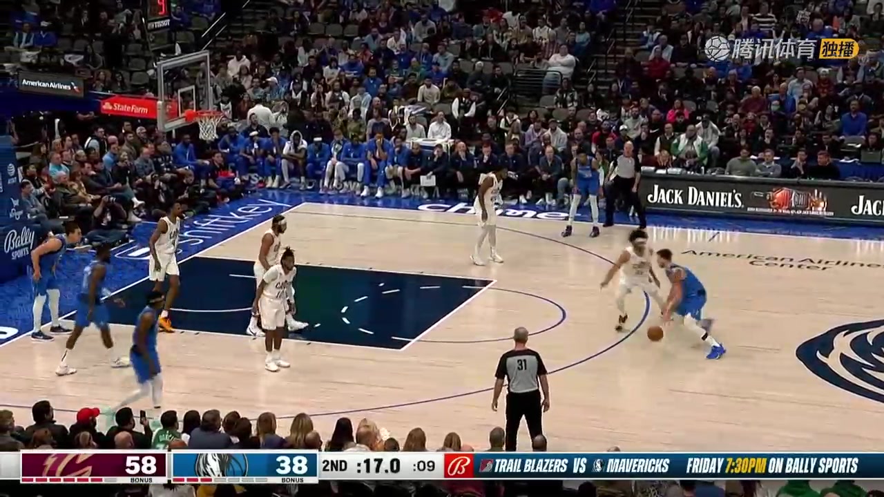 魔術師附體！東契奇神仙不看人背傳 畢竟周最佳助攻TOP10！